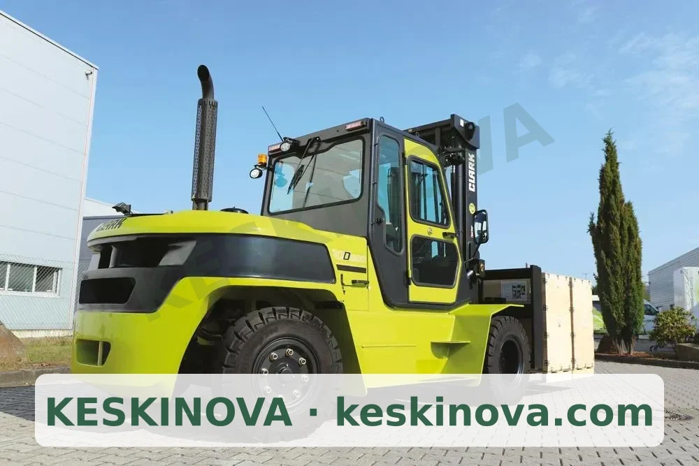 CLARK Dizel Forklift C 80 D900